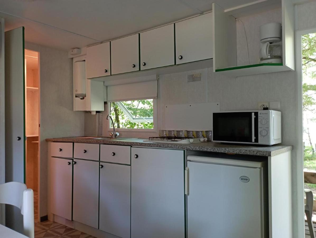 Mobil Home Faux-la-Montagne Exteriér fotografie
